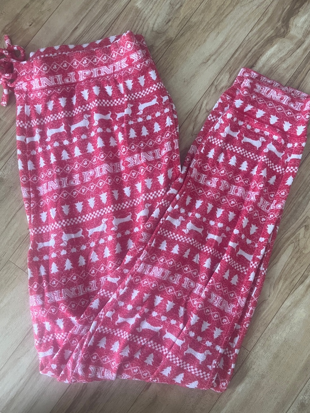 PINK Victoria's Secret Red and White Holiday Print Pajama Pants